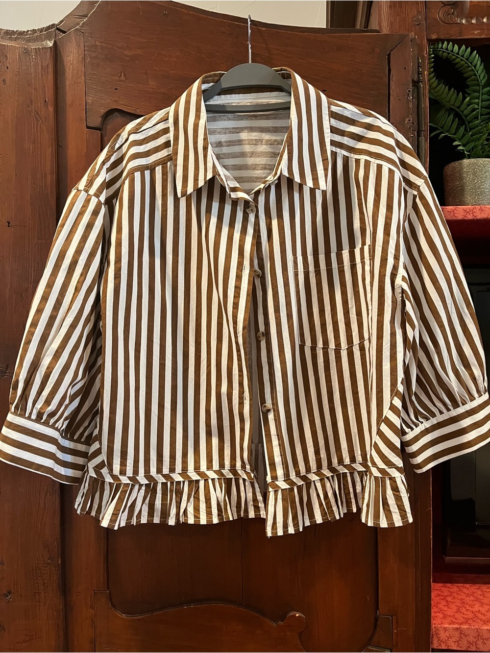 Striped Ruffle Hem Button-Down Shirt - Brown & White